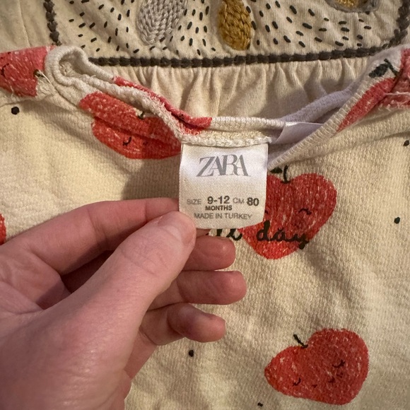 Zara baby girl lot. 3 tops. 9/12 months. Fruit all day - Picture 4 of 8